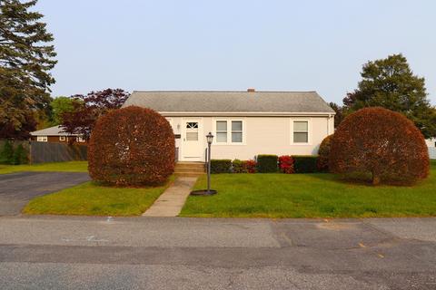 311 Rich St, Fall River, MA 02720