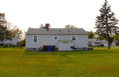 311 Rich St, Fall River, MA 02720 photo 6
