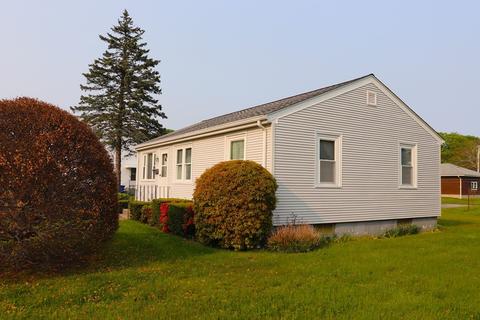 311 Rich St, Fall River, MA 02720 photo 8