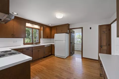 7 Pinecliff Dr, Marblehead, MA 01945 photo 11