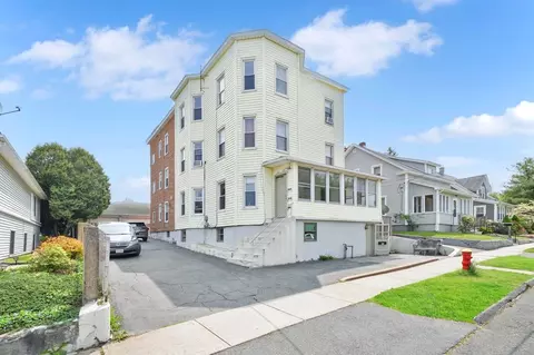 27 Hillman St, Chicopee, MA 01020