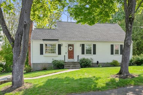 38 Susan Rd, Marlborough, MA 01752
