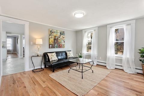 13 Temple St, Spencer, MA 01562