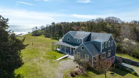129 Stage Point Rd, Plymouth, MA 02360