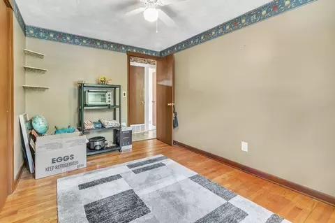 52 Hanson Dr, Springfield, MA 01128 photo 31
