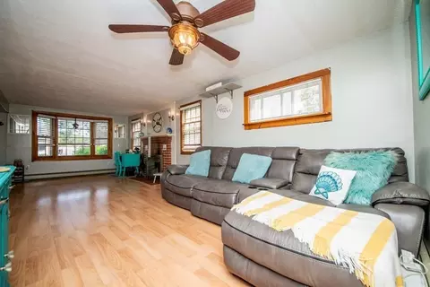 9 Grant St, Wareham, MA 02571 photo 5