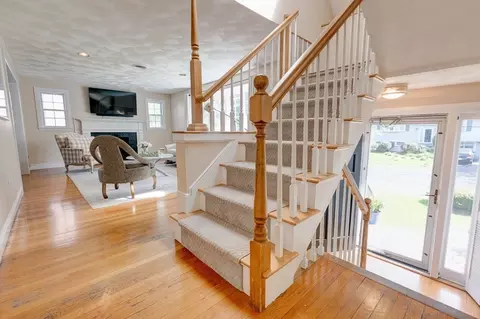 23 Bonwood Rd, Needham, MA 02492 photo 4