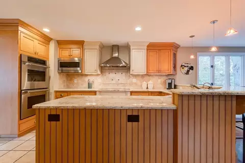 23 Bonwood Rd, Needham, MA 02492 photo 10