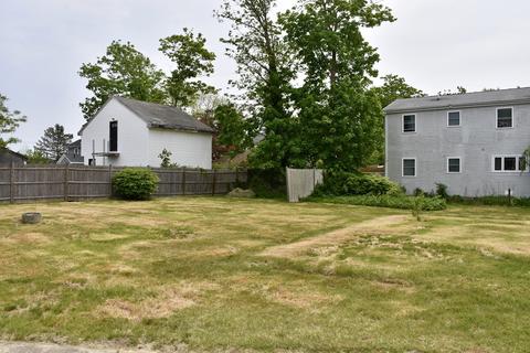 215 High St, Wareham, MA 02571 photo 9