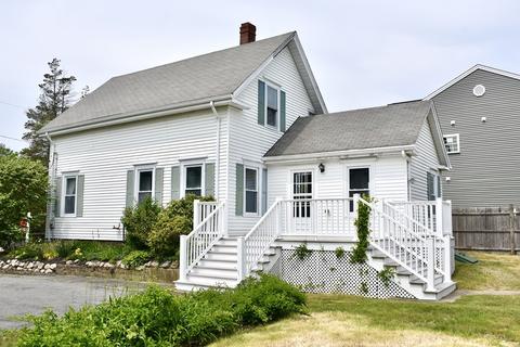 215 High St, Wareham, MA 02571 photo 4