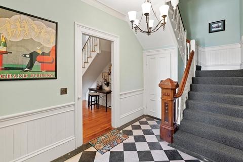 72 Walnut #1, Brookline, MA 02445 photo 2