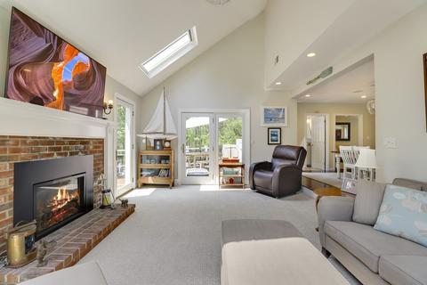 242 Clapp Rd, Scituate, MA 02066 photo 18