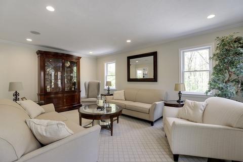 242 Clapp Rd, Scituate, MA 02066 photo 5