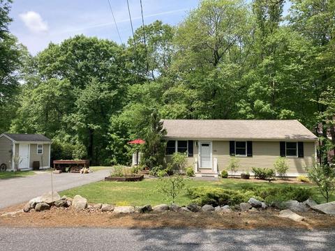 135 Olive St, Ashland, MA 01721
