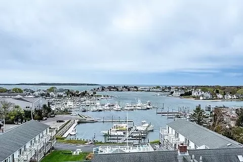 89 Lewis Bay Rd #315, Hyannis, MA 02601