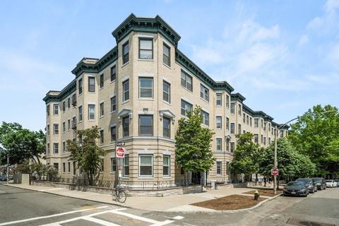1427 Commonwealth Ave #201, Boston, MA 02135