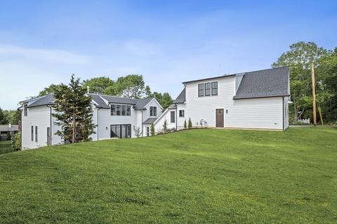 2 Whittier Rd, Marblehead, MA 01945 photo 11
