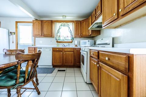 587 2nd St, Fall River, MA 02721 photo 9