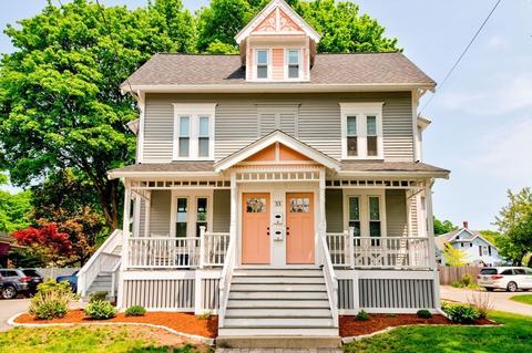 33 Brunswick Park #2, Melrose, MA 02176