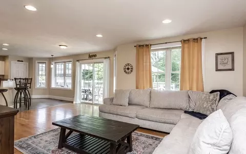 32 Christinas Path, Raynham, MA 02767 photo 6