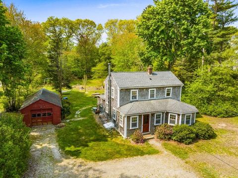 185 Old Oaken Bucket Rd, Scituate, MA 02066