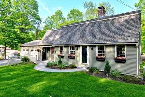 66 Warren St, Westborough, MA 01581