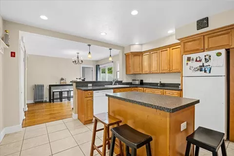 493 Main St, Leicester, MA 01611 photo 3