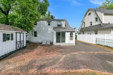 122 Prentice St, Springfield, MA 01104 photo 29