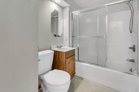 122 Prentice St, Springfield, MA 01104 photo 9