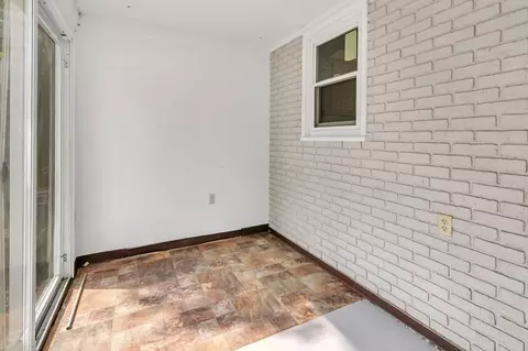 122 Prentice St, Springfield, MA 01104 photo 24