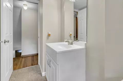 122 Prentice St, Springfield, MA 01104 photo 12