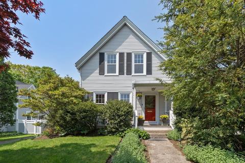 9 Lake St, Natick, MA 01760