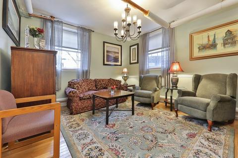 139 Beaconsfield Rd #1-B, Brookline, MA 02445