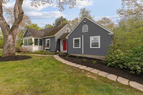 194 Washington St, Boxford, MA 01921