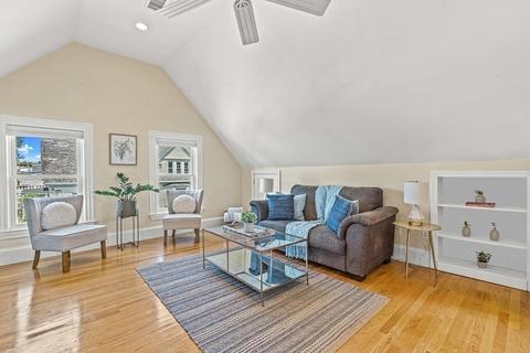 328 Summer St #3, Somerville, MA 02144