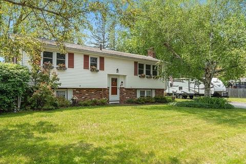 3 Rathburn Rd, Hudson, MA 01749