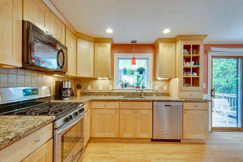 3 Caboose Ln, Dedham, MA 02026 photo 3