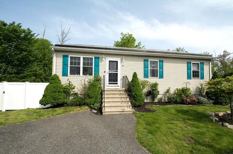 49 Heritage Ct, Fall River, MA 02721 photo 4