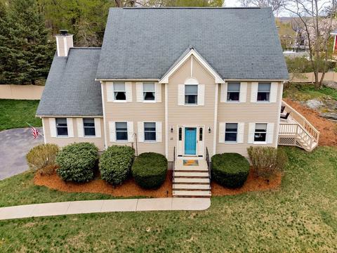 12 Day Ave, Danvers, MA 01923