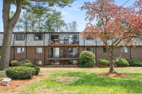 40 Main St #22, North Reading, MA 01864