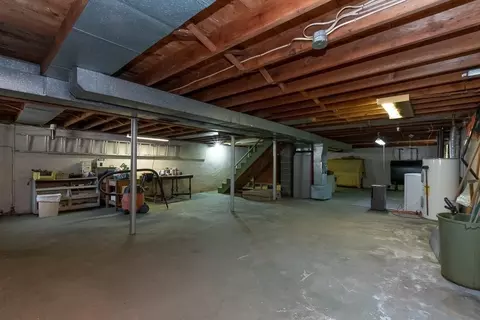 16 Ellen St, Webster, MA 01570 photo 20