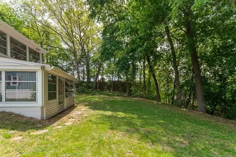 16 Ellen St, Webster, MA 01570 photo 25