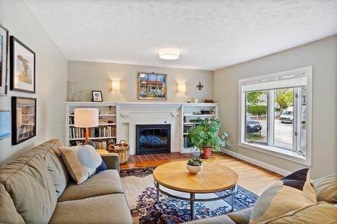 48 Wright, Arlington, MA 02474 photo 3