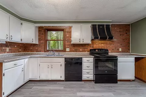123 Dunn Rd, Ashburnham, MA 01430 photo 10