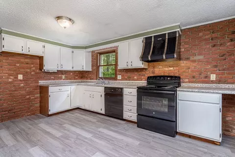 123 Dunn Rd, Ashburnham, MA 01430 photo 9