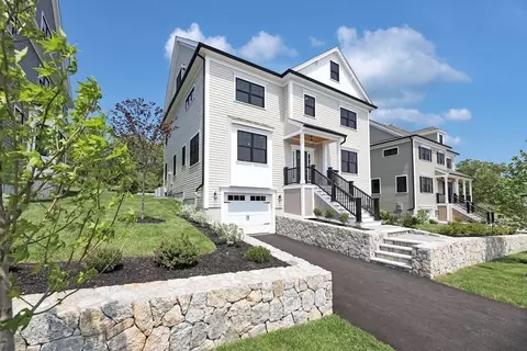 5 Starling St, Boston, MA 02132