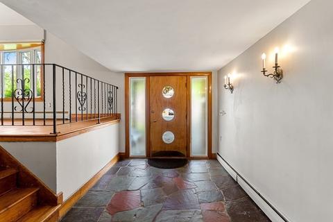 8 Kimberly Dr, Danvers, MA 01923 photo 18