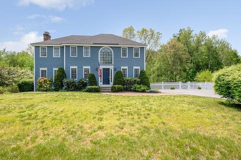 4 Myles Ln, Shirley, MA 01464