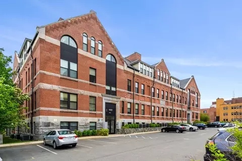 1022 Hancock St #12, Quincy, MA 02169