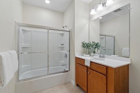 7 Augustus Ct #2002, Reading, MA 01867 photo 13